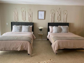 Amazing Universal Studios Loft FREE parking